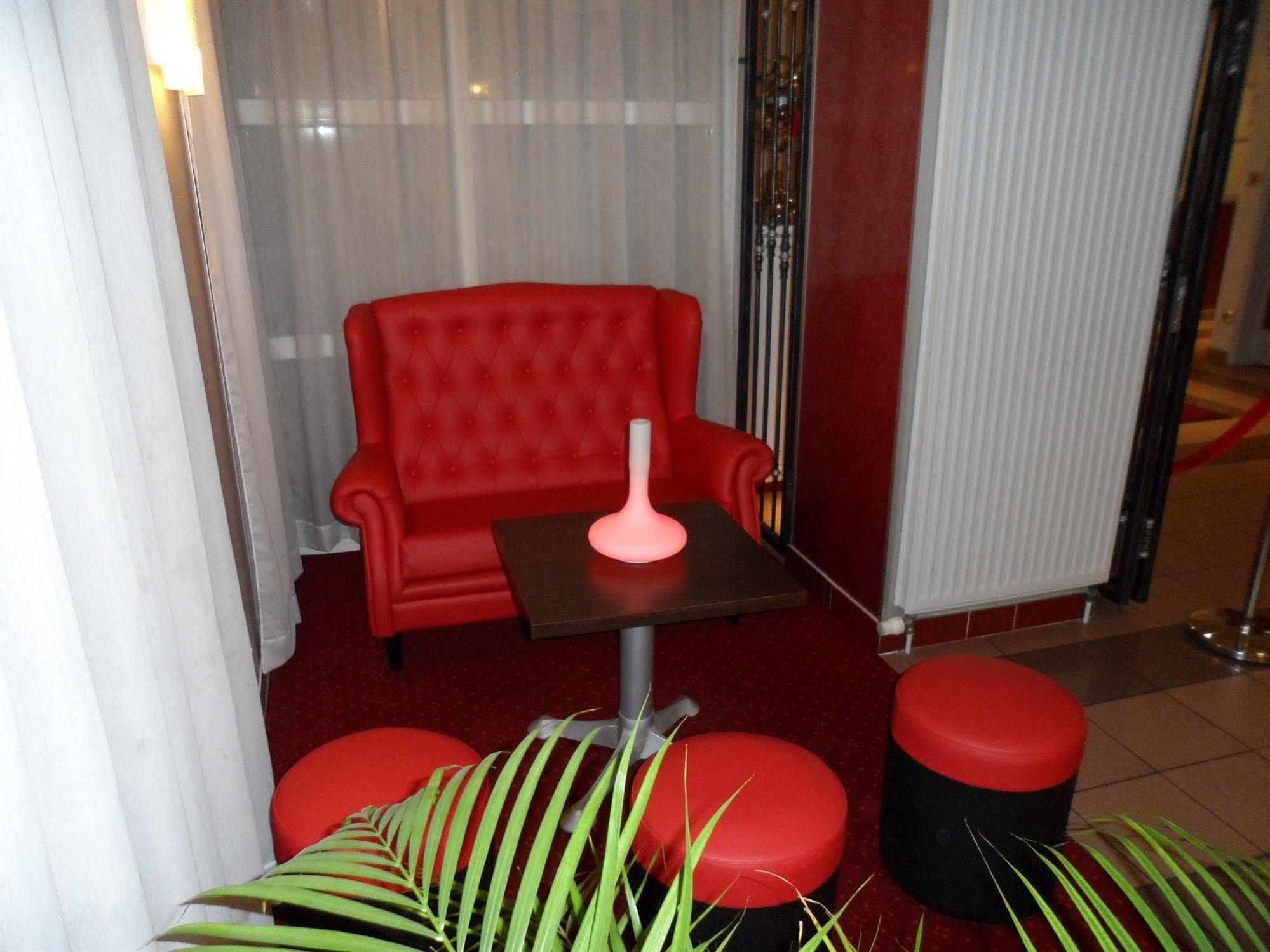 Hotel Lyon Sud, Pierre Benite, St Genis Laval Exterior photo